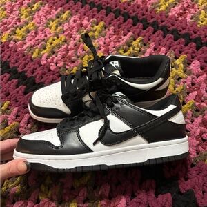 Nike dunk low black/white panda sz 8.5 worn once